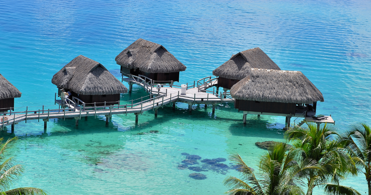 ora Bora, một thiên đường trên mặt đất với bãi biển cát trắng tuyệt đẹp, nước biển trong xanh sâu thẳm và những khu nghỉ dưỡng sang trọng, đem lại trải nghiệm nghỉ mát tuyệt vời và lãng mạn.

(Nguồn: Tomas Gonzalez de Rosenzweig)